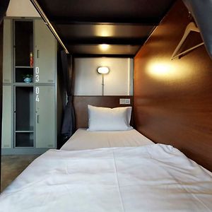 Dormitory Room Mixed